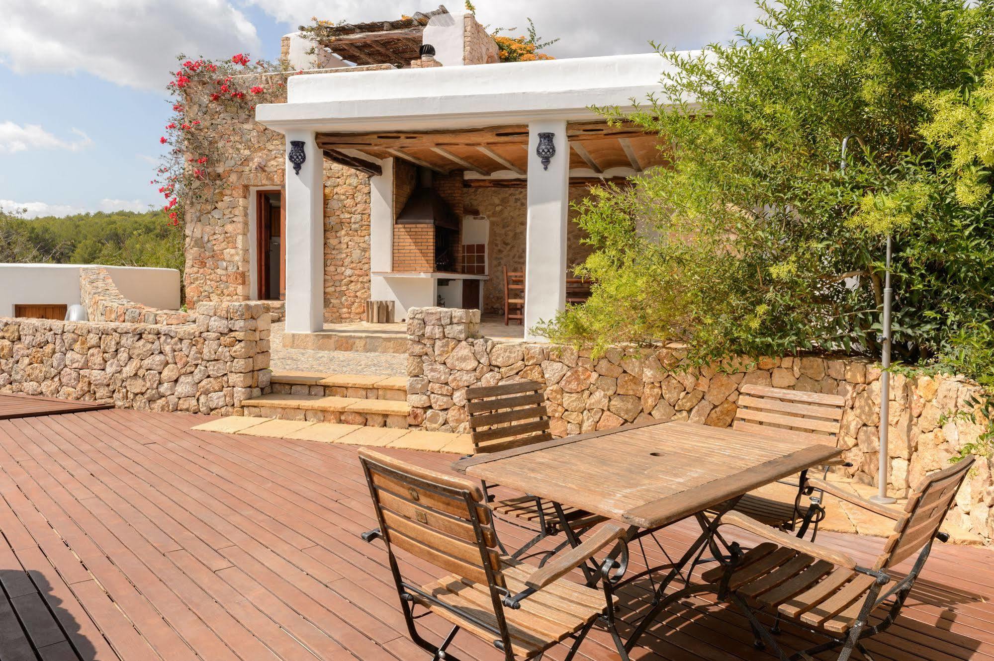 Villa Can Toni Es Cucons Сан-Джоан-де-Лабріджа Екстер'єр фото